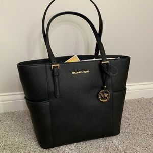 Brand NEW Michael Kors Jet Set Travel LG Tote